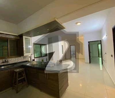 خالد بِن ولید روڈ کراچی میں 3 کمروں کا 8 مرلہ فلیٹ 4.5 کروڑ میں برائے فروخت۔