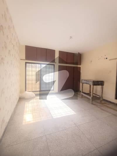 ڈی ایچ اے فیز 6 ڈی ایچ اے ڈیفینس,کراچی میں 4 کمروں کا 1 کنال مکان 12.5 کروڑ میں برائے فروخت۔