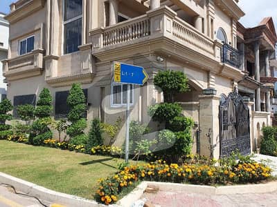 DD Block Street No. 5 Plot