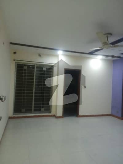 12 MARLA UPPER PORTION AVAILABLE FOR RENT IN MILITARY ACCOUNT