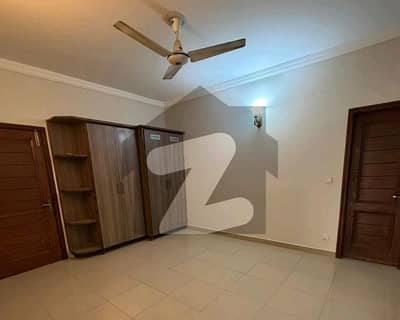 ڈی ۔ 12 اسلام آباد میں 3 کمروں کا 14 مرلہ بالائی پورشن 1.45 لاکھ میں کرایہ پر دستیاب ہے۔