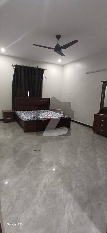 دھوراجی کالونی گلشنِ اقبال ٹاؤن,کراچی میں 3 کمروں کا 8 مرلہ فلیٹ 2.7 کروڑ میں برائے فروخت۔