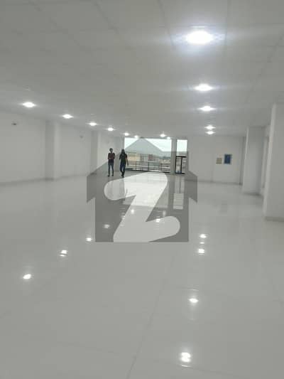 1 Kanal Full Building In Johar Town Emporium For Rent