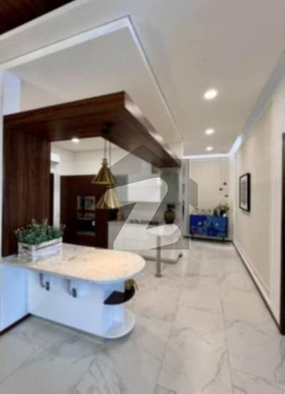 کریک وسٹا ڈی ایچ اے فیز 8,ڈی ایچ اے ڈیفینس,کراچی میں 5 کمروں کا 1 کنال فلیٹ 19.53 کروڑ میں برائے فروخت۔