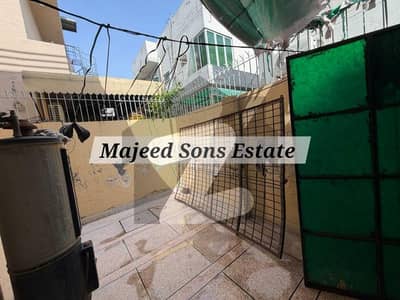 واپڈا ٹاؤن فیز 1 واپڈا ٹاؤن,لاہور میں 4 کمروں کا 10 مرلہ مکان 1.35 لاکھ میں کرایہ پر دستیاب ہے۔