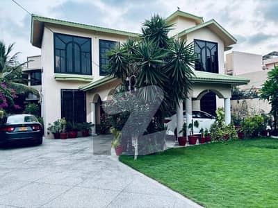 Upper Portion Available Rent In DHA Phase 8 Karachi