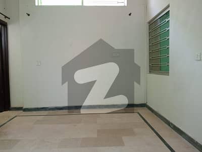 6 Marla Beautiful Built Lower Portion Available For Rent In Bani Gala