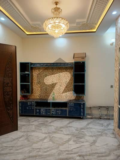 علامہ اقبال ٹاؤن ۔ نیلم بلاک علامہ اقبال ٹاؤن,لاہور میں 6 کمروں کا 5 مرلہ مکان 2.55 کروڑ میں برائے فروخت۔ علامہ اقبال ٹاؤن ۔ نیلم بلاک علامہ اقبال ٹاؤن,لاہور میں 6 کمروں کا 5 مرلہ مکان 2.55 کروڑ میں برائے فروخت۔