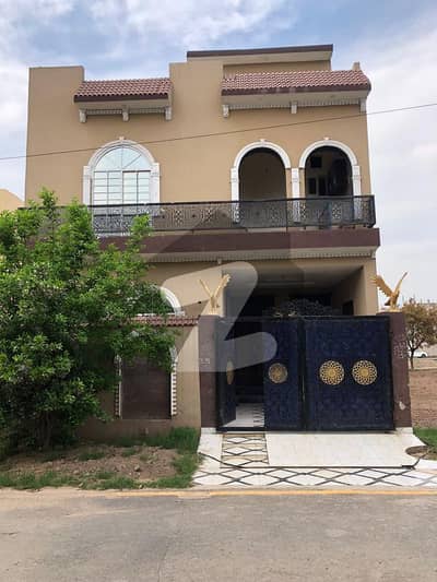 5 Marla Brand New Modern Design Lavish House For Sale In Park View City Lahore | For Discounted Price And Original Pictures Download The App "Signature Lands".