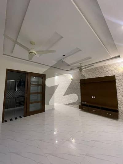 10 Marla Brand New Type Luxury Lower Portion Available For Rent Near Ucp University Or Shaukat Khanum Hospital Or Abdul Sattar Eidi Road M2 Or Emporium Mall