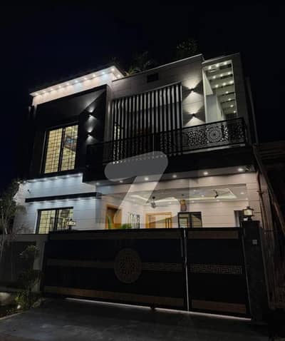 7 MARLA BRAND NEW DOUBLE STORY HOUSE AVAILABLE FOR SALE ON REASONABLE PRICE IN GULBERG GREEN ISLAMABAD