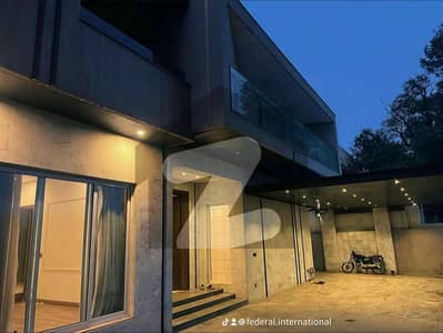 ایف ۔ 6/1 ایف ۔ 6,اسلام آباد میں 6 کمروں کا 1 کنال مکان 15.0 لاکھ میں کرایہ پر دستیاب ہے۔