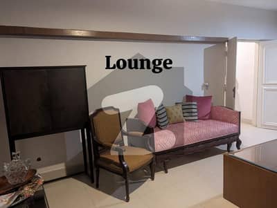 ڈی ایچ اے فیز 5 ڈی ایچ اے ڈیفینس,کراچی میں 3 کمروں کا 11 مرلہ فلیٹ 3.95 کروڑ میں برائے فروخت۔