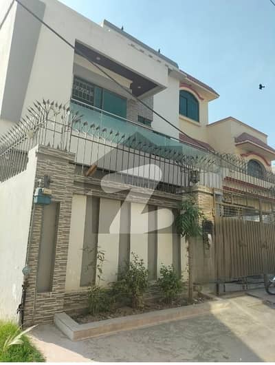 8 Marla Lower Portion In Stunning Johar Town Phase 2 Is Available For rent