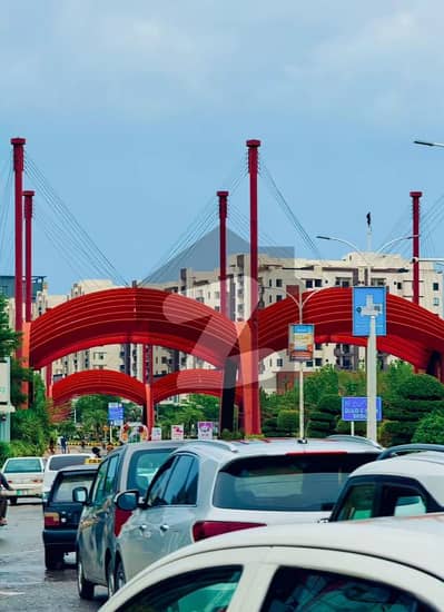 7 Marla Develop Possession Prime Location Plot For sale In Gulberg Residencia