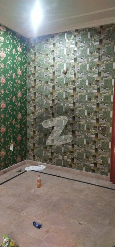 واپڈا ٹاؤن فیز 1 واپڈا ٹاؤن,لاہور میں 5 کمروں کا 10 مرلہ مکان 1.3 لاکھ میں کرایہ پر دستیاب ہے۔