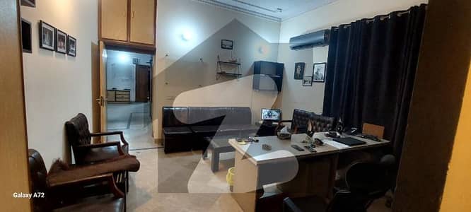 12 marla upper portion for rent best for Bachulor or any office or family