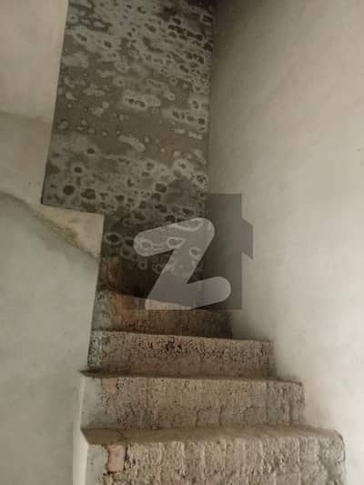 پارک ویو سٹی ۔ تولپ ایکسٹینشن بلاک پارک ویو سٹی,لاہور میں 4 کمروں کا 5 مرلہ مکان 1.6 کروڑ میں برائے فروخت۔