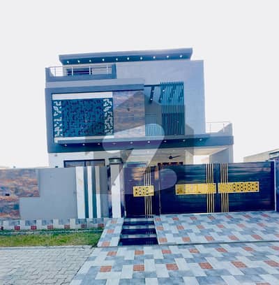 10 Marla Modern Luxury House For Sale