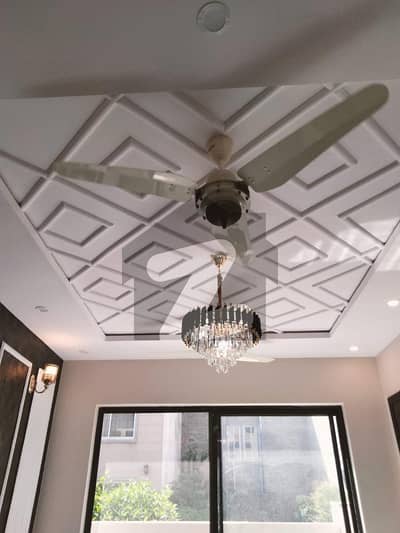 الکبیر ٹاؤن - فیز 2 الکبیر ٹاؤن,رائیونڈ روڈ,لاہور میں 4 کمروں کا 3 مرلہ مکان 1.6 کروڑ میں برائے فروخت۔