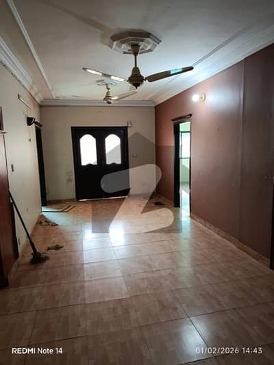 Amazing 4 Bed Drawing Lounge Portion for Rent Near CP Berar Masjid, Sharfabad