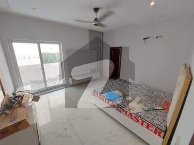 ڈی ایچ اے فیز 5 ڈیفنس (ڈی ایچ اے),لاہور میں 2 کمروں کا 1 کنال زیریں پورشن 2.0 لاکھ میں کرایہ پر دستیاب ہے۔