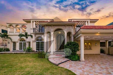 ڈی ایچ اے فیز 2 ڈیفنس (ڈی ایچ اے),لاہور میں 7 کمروں کا 2 کنال مکان 5.8 لاکھ میں کرایہ پر دستیاب ہے۔