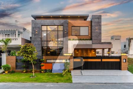 10 MARLA DOUBLE HEIGHT LOBBY ULRA MODERN BRAND NEW FULLY FURNISHED HOUSE FOR SALE PRICIOUS LOCATION PHASE 7 T BLOCK