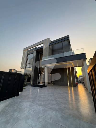 10 MARLA ELEGANT AND FULLY MAINTAINED SUPER HOT LOCATED BUNGALOW IS AVAILABLE IN THE BEST BLOCK OF DHA LAHORE.