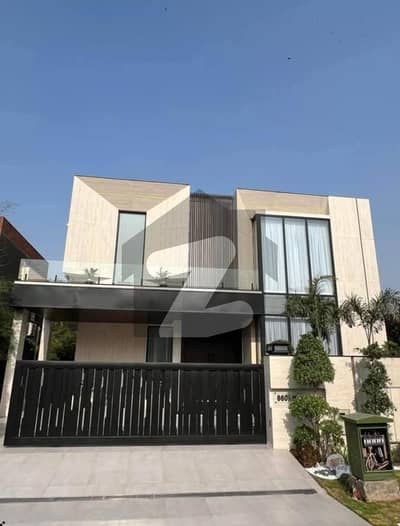 10 MARLA ELEGANT AND FULLY MAINTAINED SUPER HOT LOCATED BUNGALOW IS AVAILABLE IN THE BEST BLOCK OF DHA LAHORE.