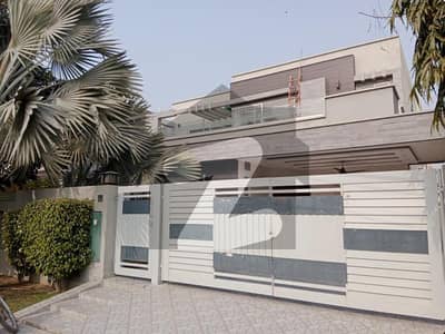 10 MARLA ELEGANT AND FULLY MAINTAINED SUPER HOT LOCATED BUNGALOW IS AVAILABLE IN THE BEST BLOCK OF DHA LAHORE. 10 MARLA ELEGANT AND FULLY MAINTAINED SUPER HOT LOCATED BUNGALOW IS AVAILABLE IN THE BEST BLOCK OF DHA LAHORE.