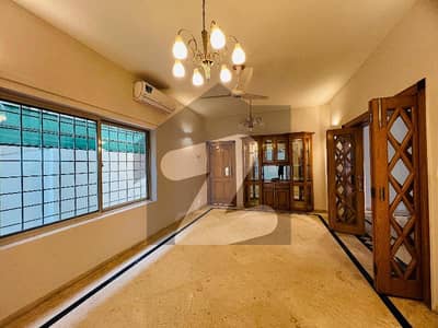 Fully Renovated 5 Beds Luxury House Available For Rent In F-8