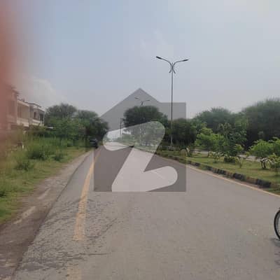 4 MARLA PLOT ON 50 FEET ROAD