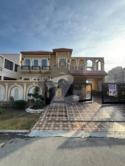 1 KANAL Spanish design house for sale in Valencia Town