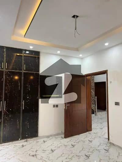 Bahria orchard Lahore 5marla house for rent brand new first entry