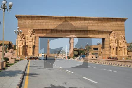 8 Marla commercial plot for sale in Golf view Residencia Bahria Town Lahore