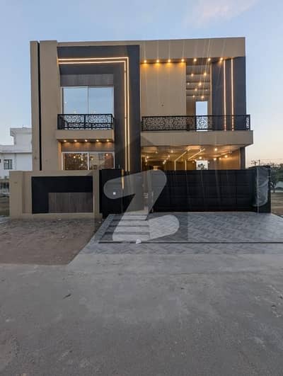 10 Marla brand new House for sale in  Nespak society price negotiable