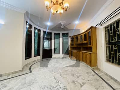 1 Kanal Open Basement For Rent