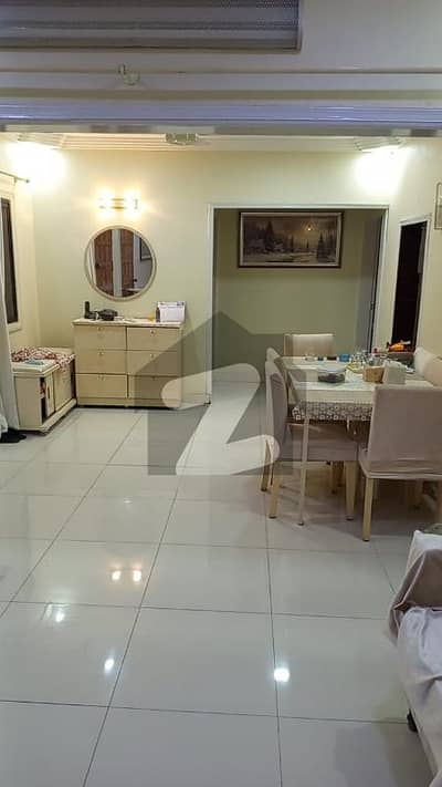 (1ST FLOOR) 3 BEDS DRAWING DINING BOUNDARY WALL FLAT