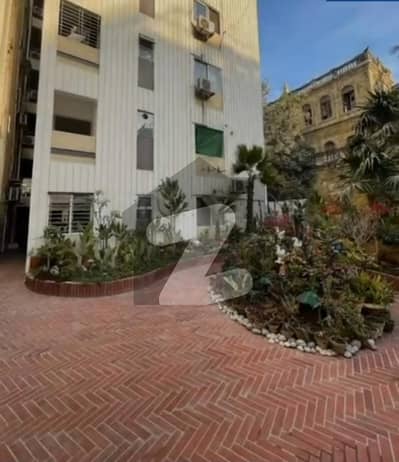 Clifton Civil Line President Apartment