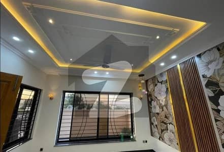 بحریہ انکلیو بحریہ ٹاؤن,اسلام آباد میں 3 کمروں کا 10 مرلہ فلیٹ 90.0 ہزار میں کرایہ پر دستیاب ہے۔