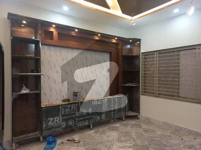 چکلالہ سکیم 3 چکلالہ سکیم,راولپنڈی میں 4 کمروں کا 10 مرلہ مکان 3.35 کروڑ میں برائے فروخت۔