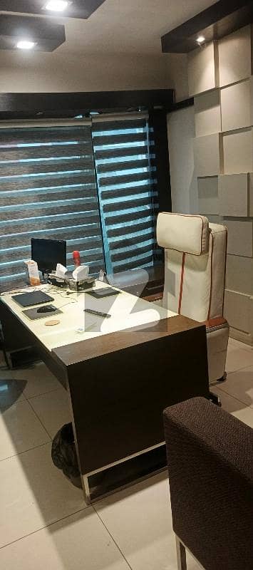 ڈی ایچ اے فیز 5 ڈی ایچ اے ڈیفینس,کراچی میں 10 مرلہ دفتر 3.3 لاکھ میں کرایہ پر دستیاب ہے۔