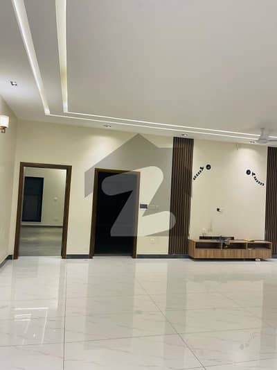 بحریہ ٹاؤن فیز 8 ۔ عثمان بلاک بحریہ ٹاؤن فیز 8 ۔ سفاری ویلی,بحریہ ٹاؤن فیز 8,بحریہ ٹاؤن راولپنڈی,راولپنڈی میں 5 کمروں کا 7 مرلہ مکان 78.0 ہزار میں کرایہ پر دستیاب ہے۔ بحریہ ٹاؤن فیز 8 ۔ عثمان بلاک بحریہ ٹاؤن فیز 8 ۔ سفاری ویلی,بحریہ ٹاؤن فیز 8,بحریہ ٹاؤن راولپنڈی,راولپنڈی میں 5 کمروں کا 7 مرلہ مکان 78.0 ہزار میں کرایہ پر دستیاب ہے۔