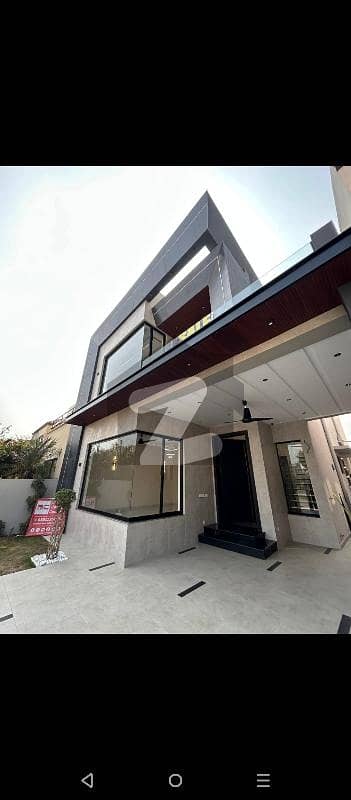 10 MARLA BRAND NEW LUXURY HOUSE FOR SALE NEAR POLO GROUND DHA PHASE 8 EX AIR AVENUE