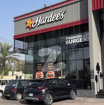 گرین ایونیو کمرشل کینال روڈ,فیصل آباد میں 3 مرلہ عمارت 4.48 کروڑ میں برائے فروخت۔