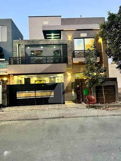 لو کاسٹ ۔ بلاک ڈی لو کاسٹ سیکٹر,بحریہ آرچرڈ فیز 2,بحریہ آرچرڈ,لاہور میں 5 کمروں کا 8 مرلہ زیریں پورشن 99.0 ہزار میں کرایہ پر دستیاب ہے۔