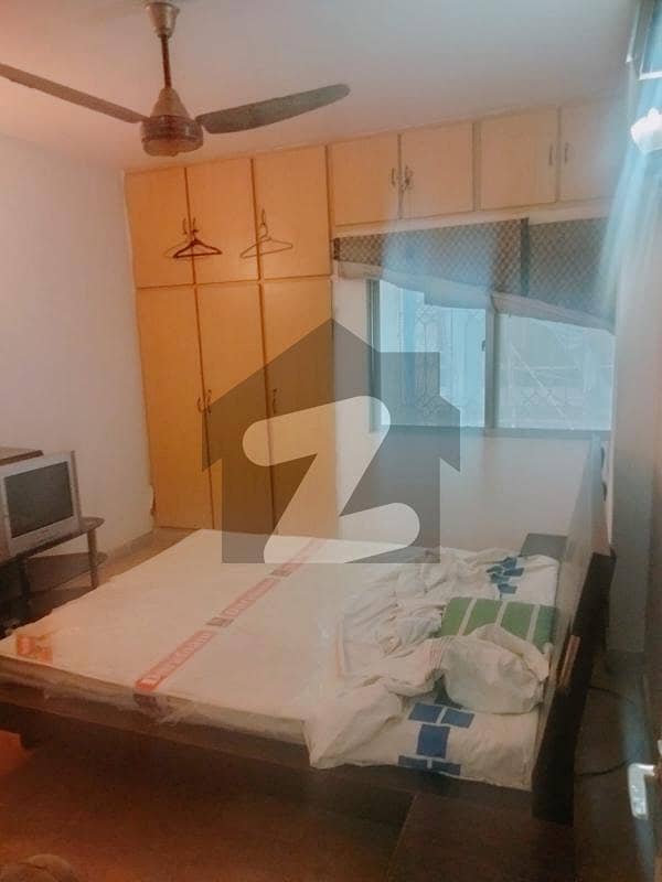 کلفٹن ۔ بلاک 1 کلفٹن,کراچی میں 3 کمروں کا 7 مرلہ فلیٹ 1.2 لاکھ میں کرایہ پر دستیاب ہے۔ کلفٹن ۔ بلاک 1 کلفٹن,کراچی میں 3 کمروں کا 7 مرلہ فلیٹ 1.2 لاکھ میں کرایہ پر دستیاب ہے۔