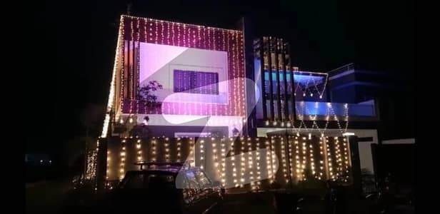 پی ایچ اے ایف آفیسرز ریزڈینسیا کوری روڈ,اسلام آباد میں 7 کمروں کا 1 کنال مکان 8.0 لاکھ میں کرایہ پر دستیاب ہے۔