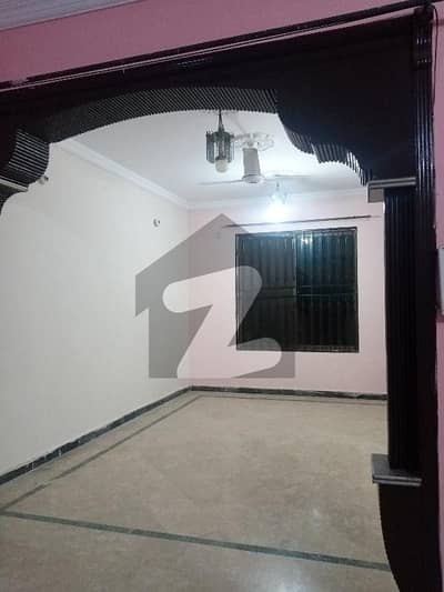 پی ڈبلیو ڈی ہاؤسنگ سکیم اسلام آباد میں 5 کمروں کا 10 مرلہ بالائی پورشن 65.0 ہزار میں کرایہ پر دستیاب ہے۔